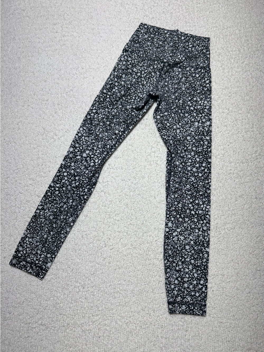Lululemon Black White Floral Leggings High Rise Yoga Pants